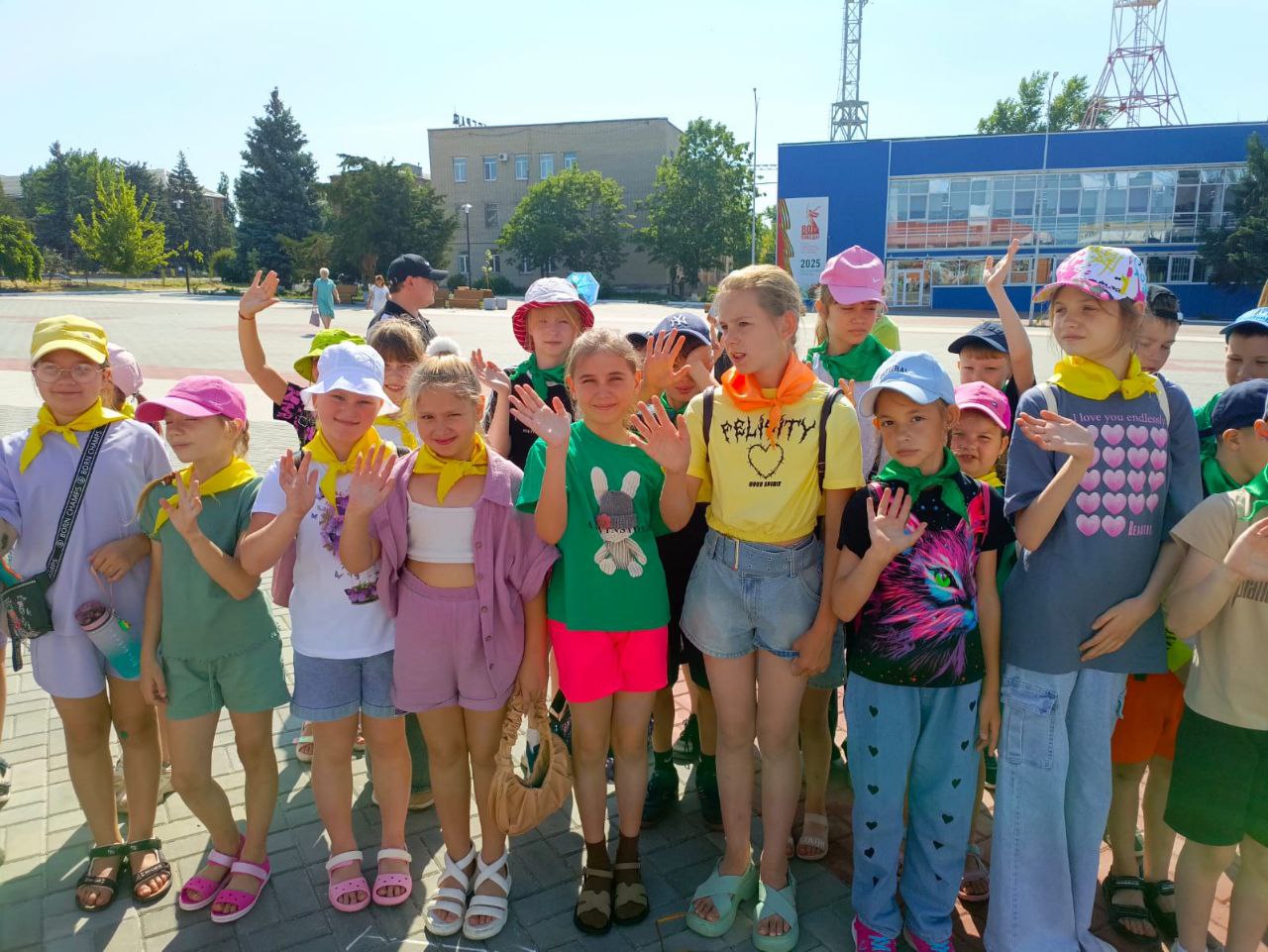 Открытие летнего лагеря с дневным пребыванием детей «Лучик»